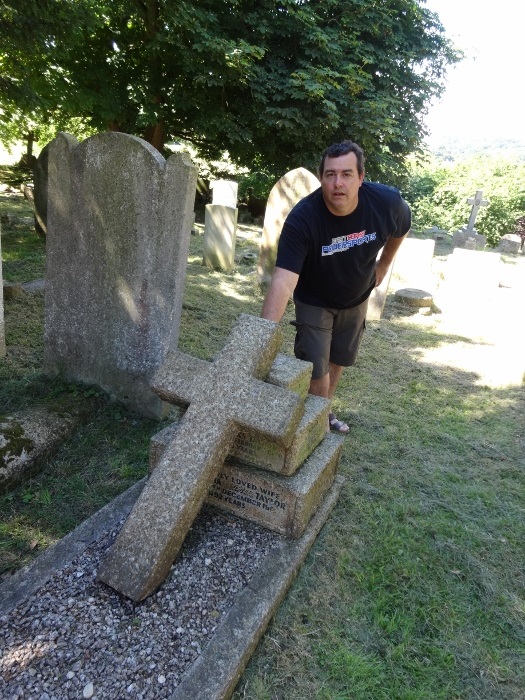 Gary at Sheilas grave in Kent 525w - edited