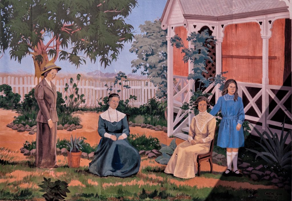 Flashback to... 28 Hartley Street Cairns Family History