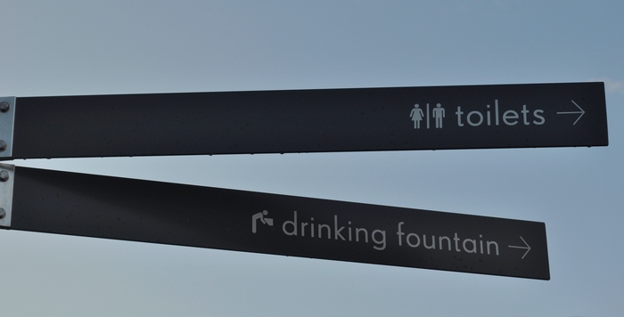 signs at munro martin parklands